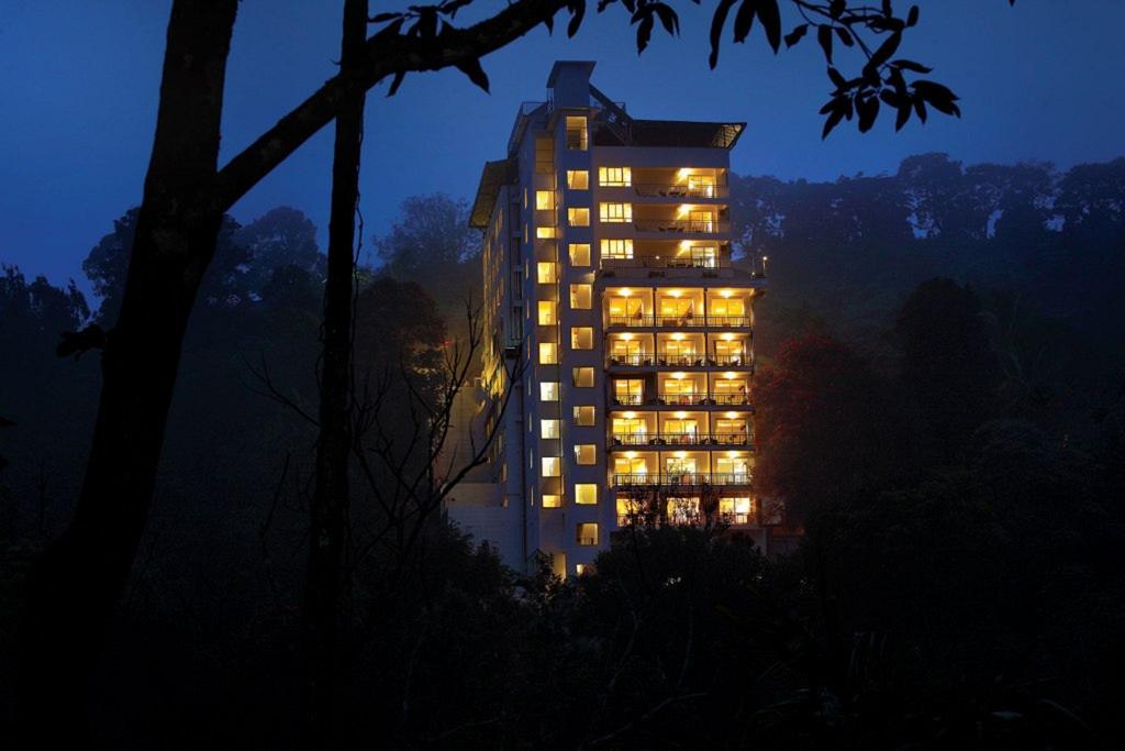 Gokulam Park Munnar Hotel Exterior photo