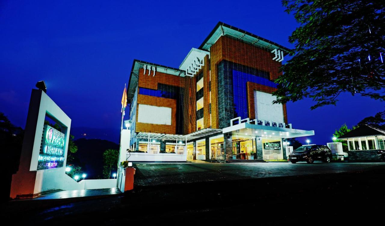 Gokulam Park Munnar Hotel Exterior photo
